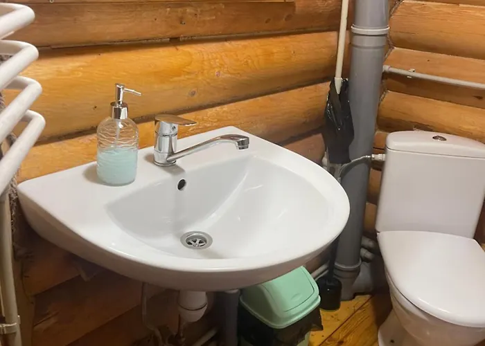 урочище луг 山林小屋 *
