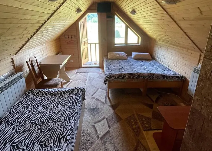 山林小屋 урочище луг